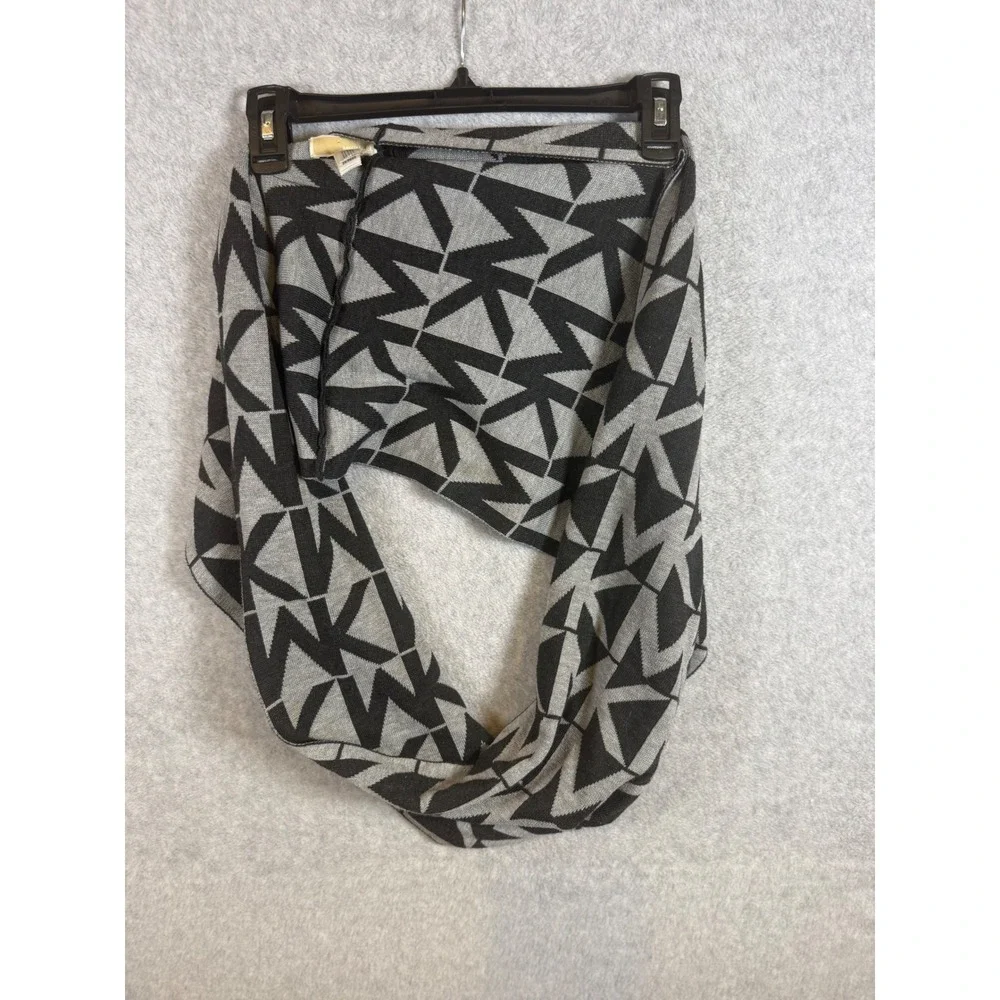 Michael Michael Kors Grey Black MK Logo Monogram Knit Infinity Scarf Loop